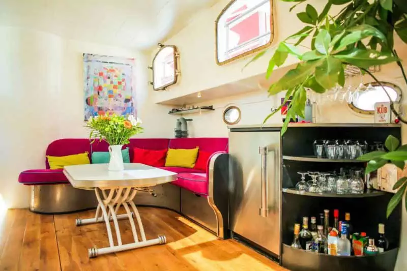 intérieur spacieux et confortable