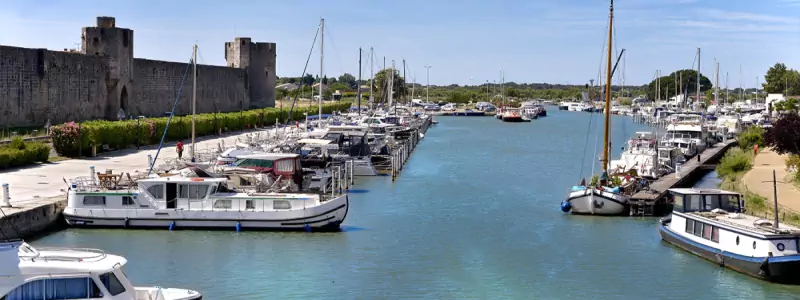 Camargue location de bateau Locaboat by Riverly