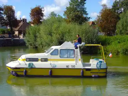 Les Canalous FPP : Triton 860 Fly photo 1