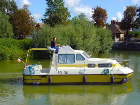 Les Canalous FPP : Triton 860 Fly photo 2