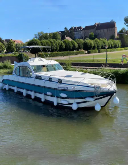 Nicols SIXTO + rental boat