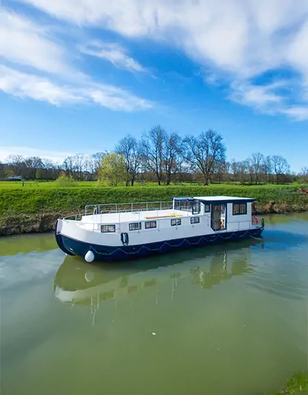Les Canalous FPP La Péniche P rental boat