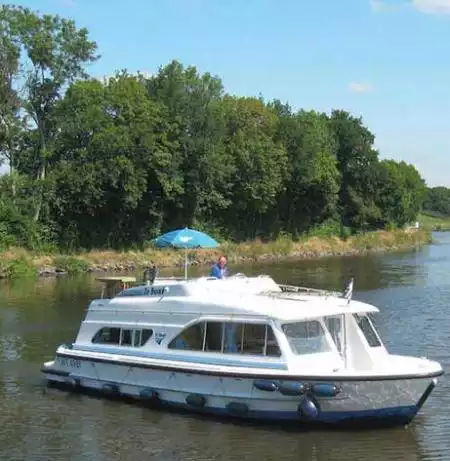 Le Boat Dancer 2 (Tango) rental boat