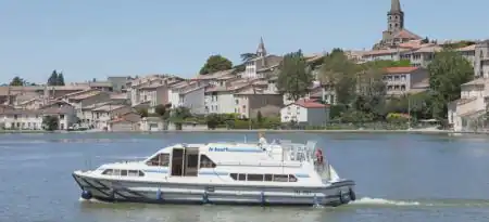 Royal Classique Le Boat