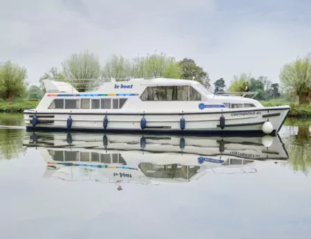 Le Boat Continentale rental boat